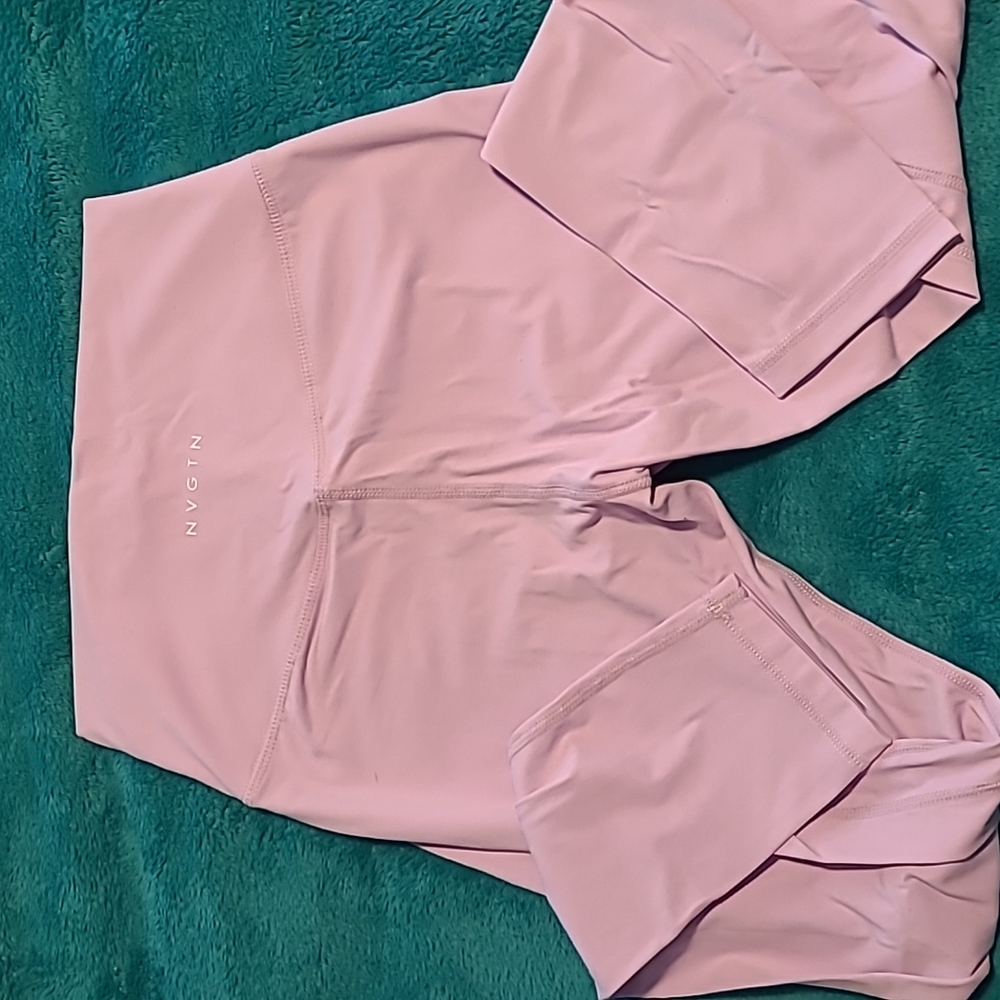 Nvgtn lilac legging